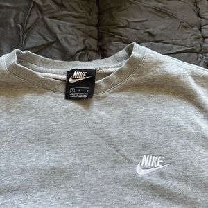 SOLD - Nike Crewneck Sweater - Gray